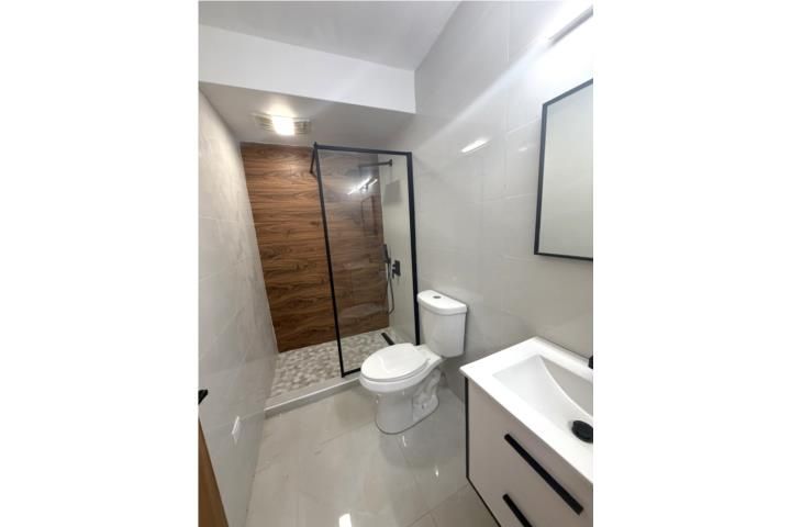 Calle Riverside Guaynabo 00971 PR