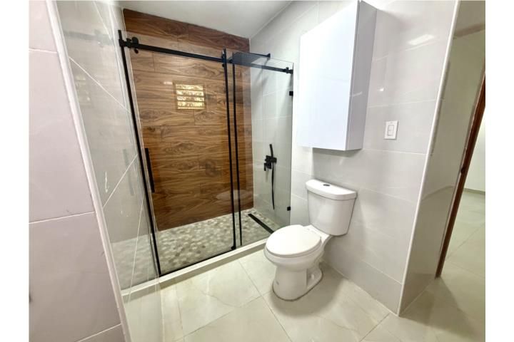Calle Riverside Guaynabo 00971 PR