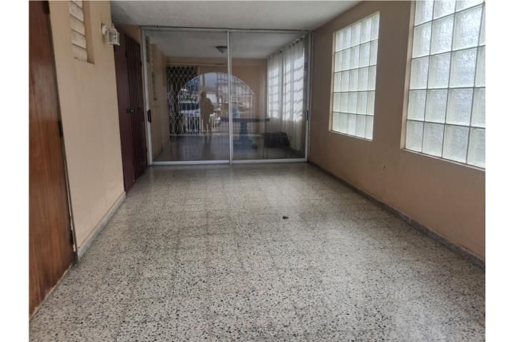 Santa Elvira Caguas 00725 PR
