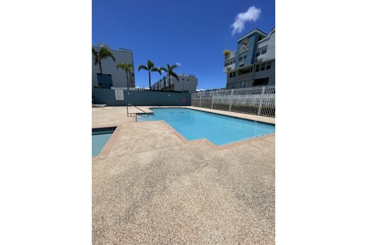 404 Boulevard De La Media Luna Carolina 00987 PR