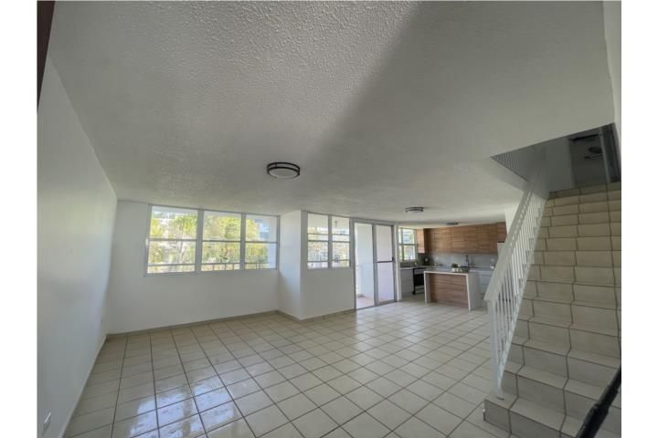 404 Boulevard De La Media Luna Carolina 00987 PR