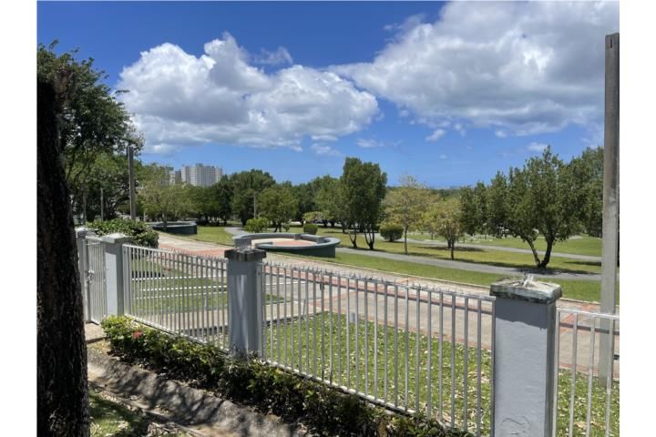 404 Boulevard De La Media Luna Carolina 00987 PR