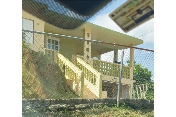6xp8+8v2 Las Carolinas Park Caguas 00725 PR