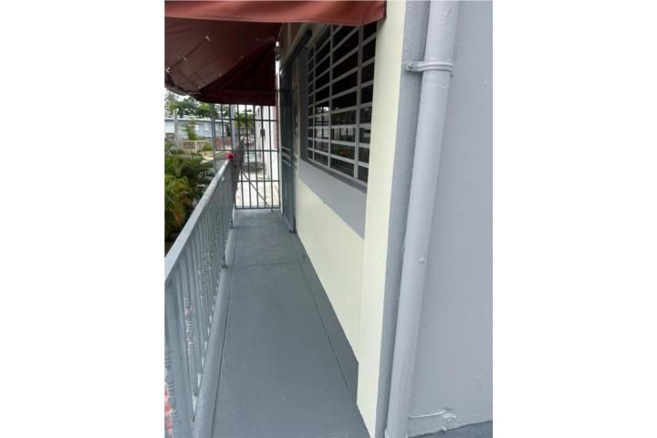 Calle Genova Guaynabo 00966 PR