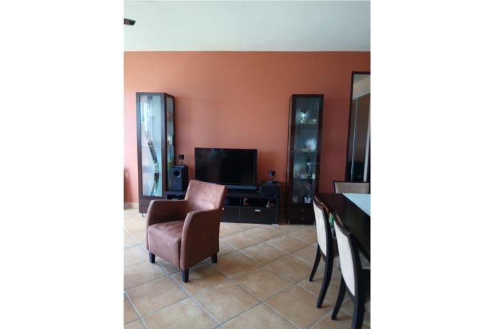 43 Cll Fernández Garcia Luquillo 00773 PR