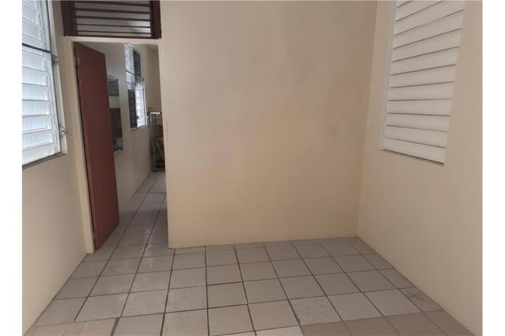 4r4v+rw4 La Ley Cayey 00736 PR