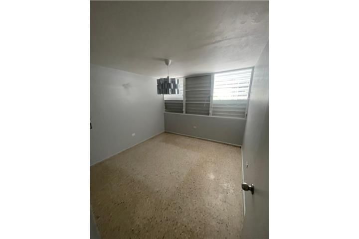 Plaza San Cristobal Barranquitas 00794 PR