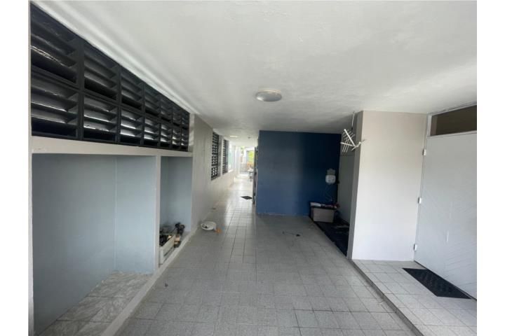 Plaza San Cristobal Barranquitas 00794 PR