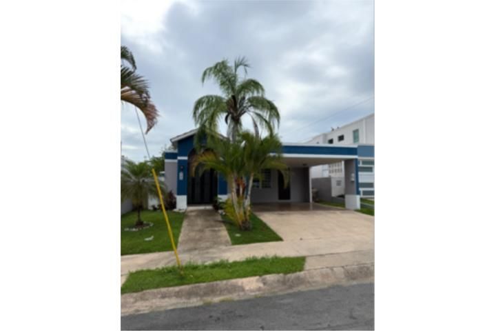 Av. Palacios Del Río Toa Alta 00953 PR