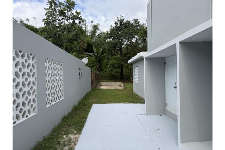 Villas Del Oeste Mayaguez 00682 PR