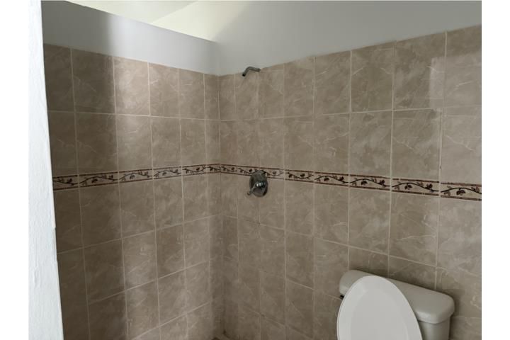 Villas Del Oeste Mayaguez 00682 PR