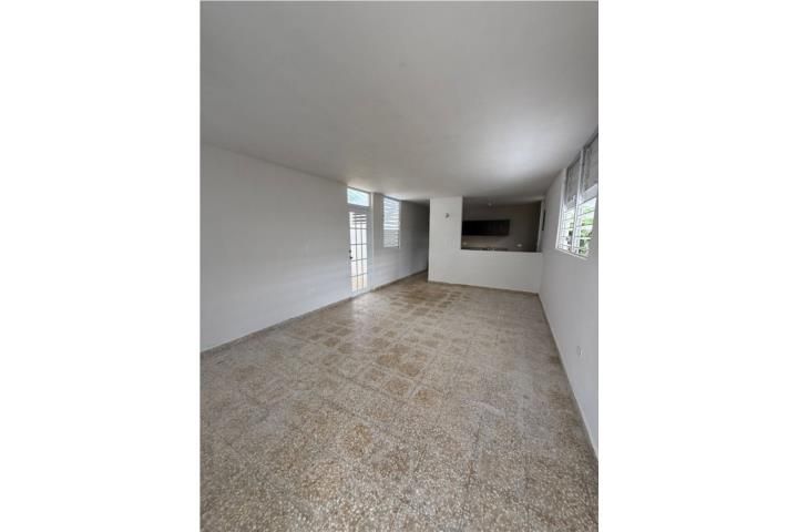 Calle 21 Humacao 00741 PR