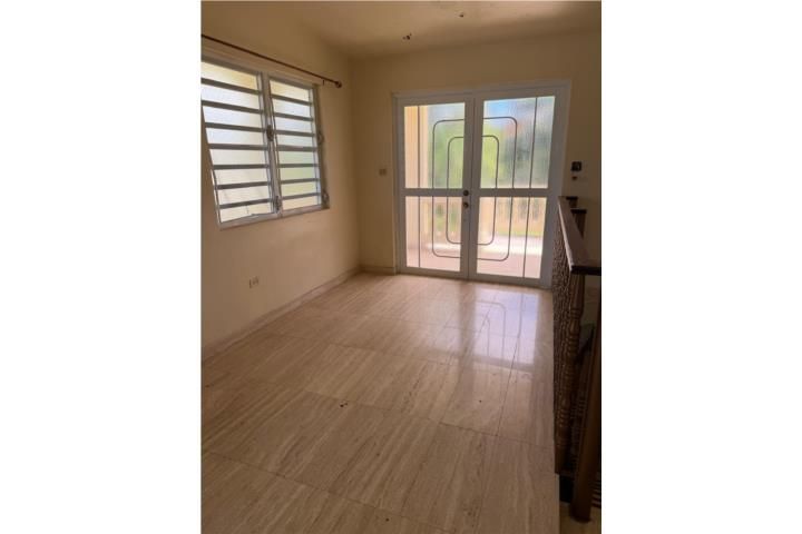 Medianía Baja Loiza 00772 PR