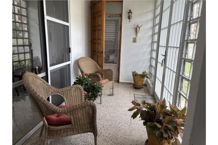 Flamingo Hills Bayamon 00956 PR