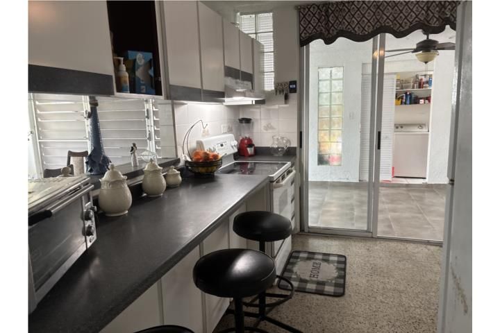 Flamingo Hills Bayamon 00956 PR