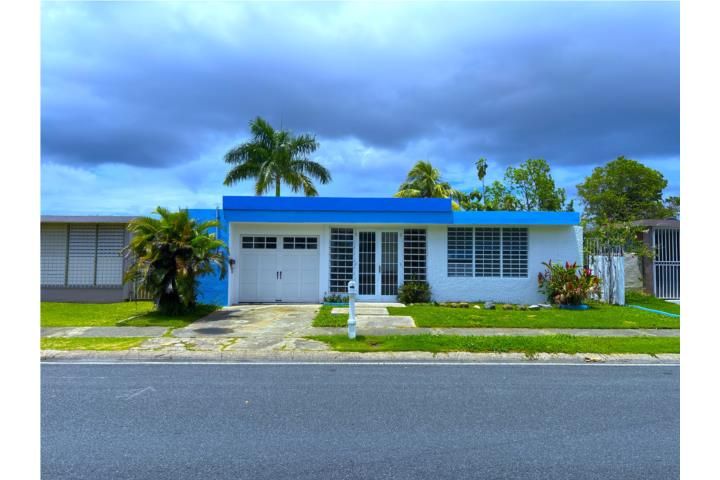 Flamingo Hills Bayamon 00956 PR