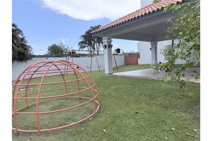9285+phg Chalets Sevillanos Trujillo Alto 00976 PR