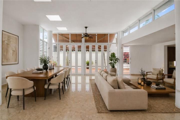 321 Cll Reina Isabel Guaynabo 00969 PR