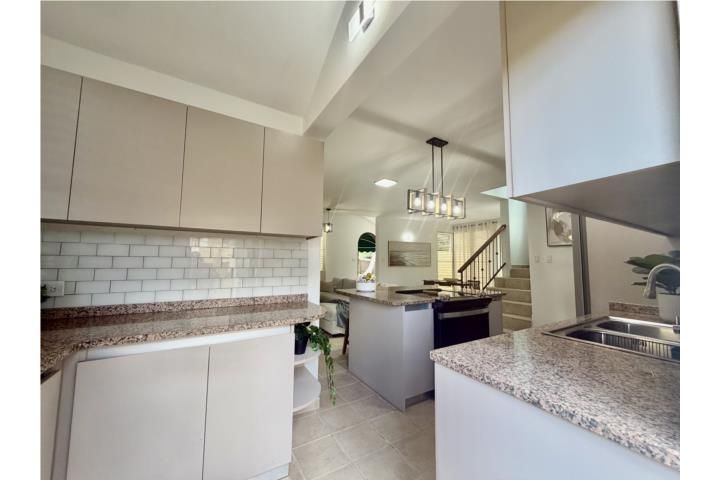 215 Harbour Dr Humacao 00791 PR