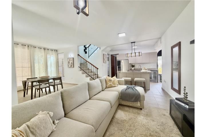 215 Harbour Dr Humacao 00791 PR