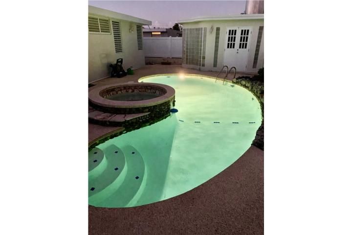 Victor Braegger Guaynabo 00966 PR