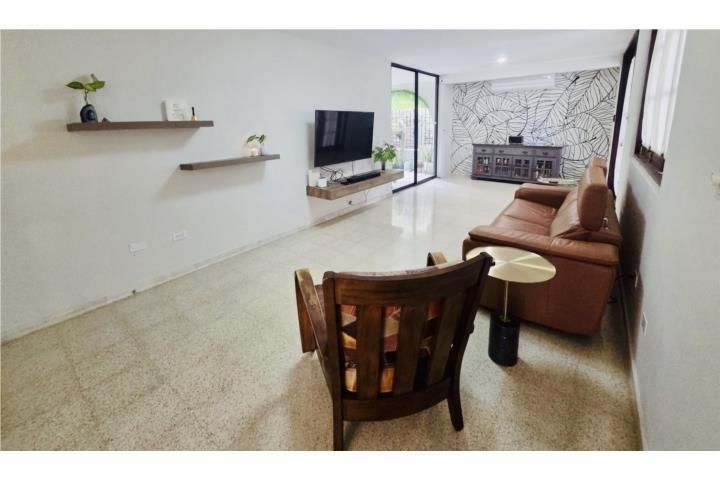 Victor Braegger Guaynabo 00966 PR