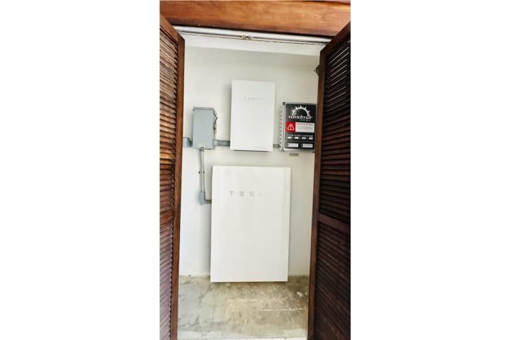 Victor Braegger Guaynabo 00966 PR