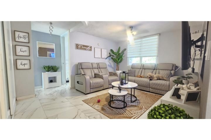 5209 Cll Aventura Trujillo Alto 00976 PR