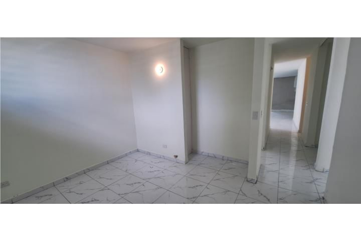 Cv4p+3f5 Guaynabo 00966 PR