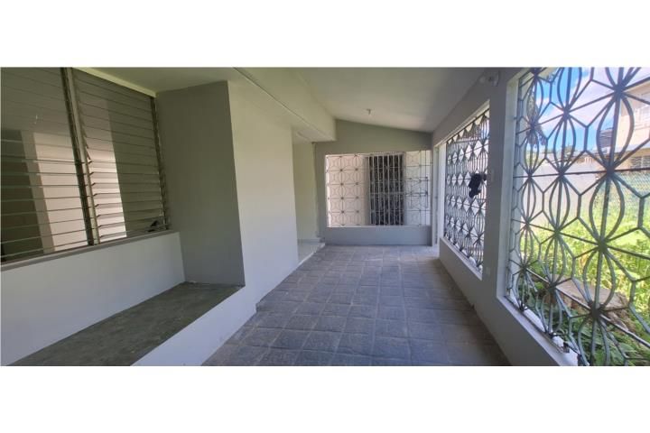 Cv4p+3f5 Guaynabo 00966 PR