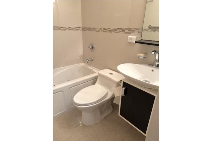 8wr2+4f8 Guaynabo 00926 PR