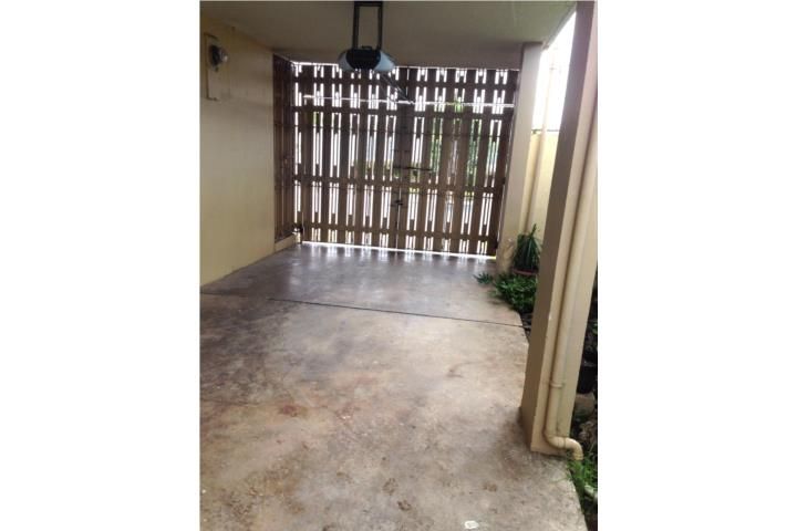Torrimar Guaynabo 00966 PR