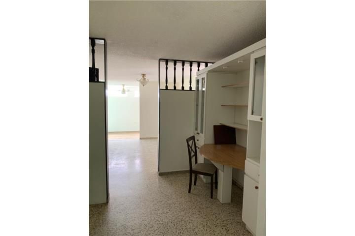Torrimar Guaynabo 00966 PR