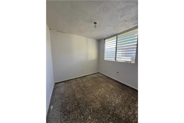 Lucchetti Yauco 00698 PR