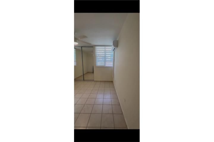 111 Cecilio Urbina St Guaynabo 00969 PR
