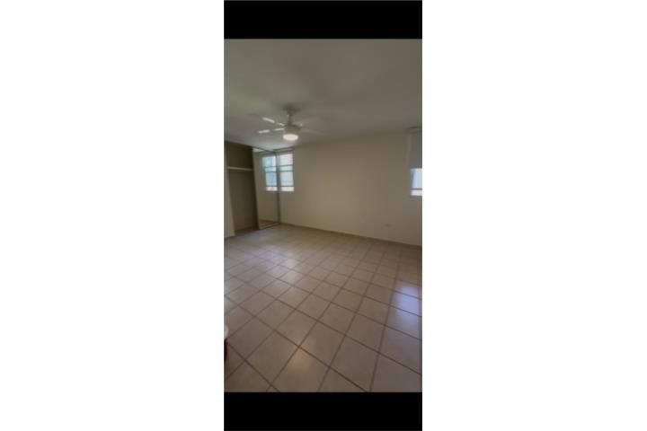 111 Cecilio Urbina St Guaynabo 00969 PR