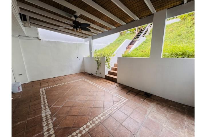 9vqg+xv5 Gazebo Prado Alto Guaynabo 00966 PR