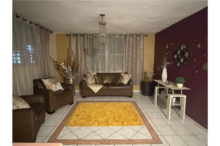 Green Hills Guayama 00784 PR