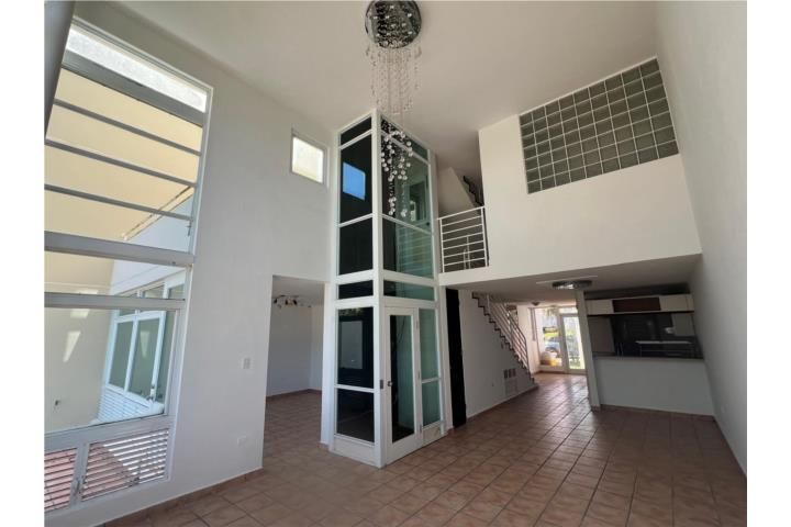 111 West Golf Villas Dorado 00646 PR