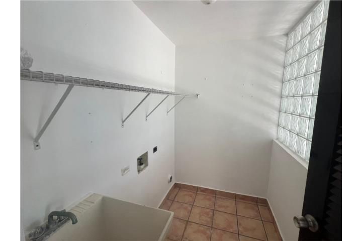 111 West Golf Villas Dorado 00646 PR