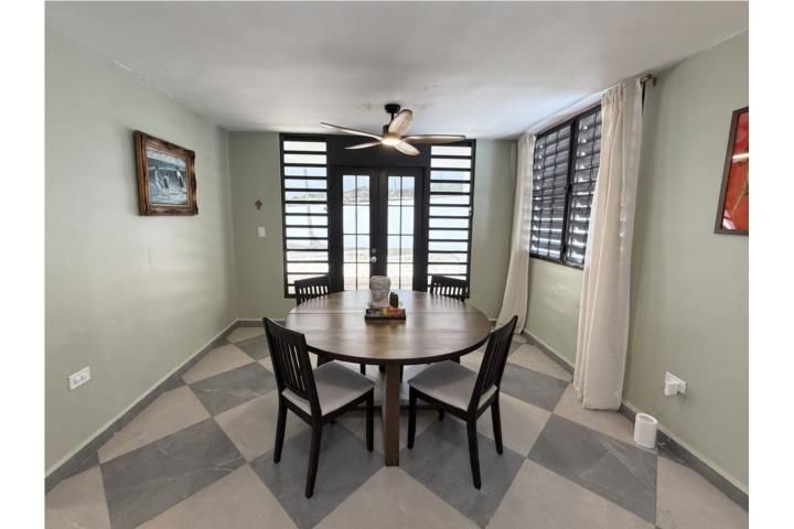 Cll D Guaynabo 00969 PR
