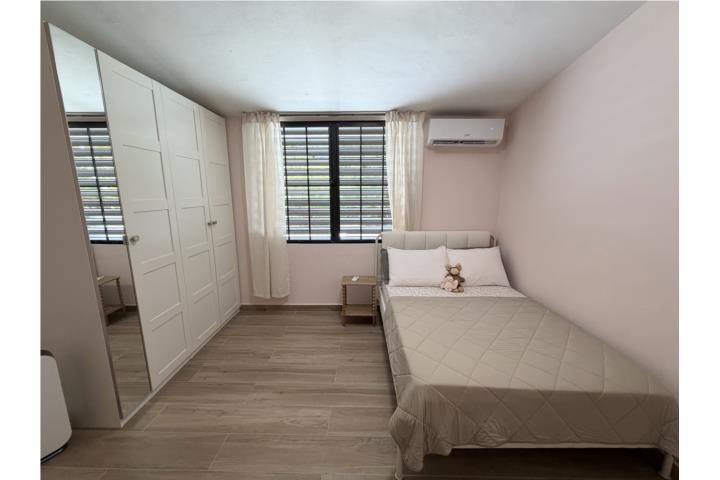 Cll D Guaynabo 00969 PR