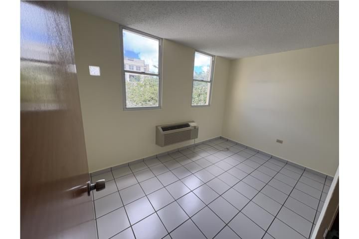 9w45+qx5 Guaynabo 00969 PR