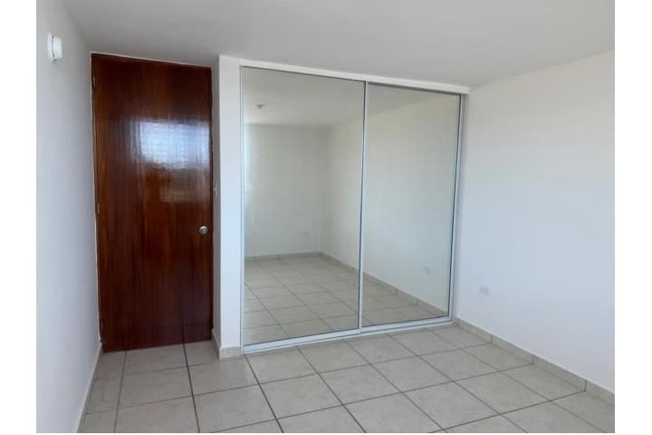 Calle Principal Luquillo 00773 PR