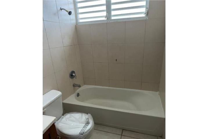 Calle Principal Luquillo 00773 PR