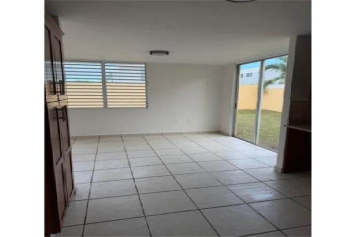 Calle Principal Luquillo 00773 PR