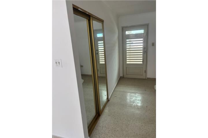 273 Cll Uruguay San Juan 00917 PR