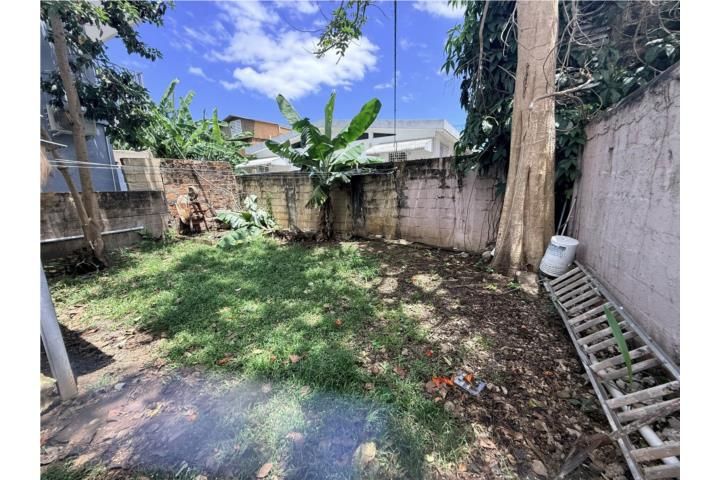 Paris Mayaguez 00680 PR