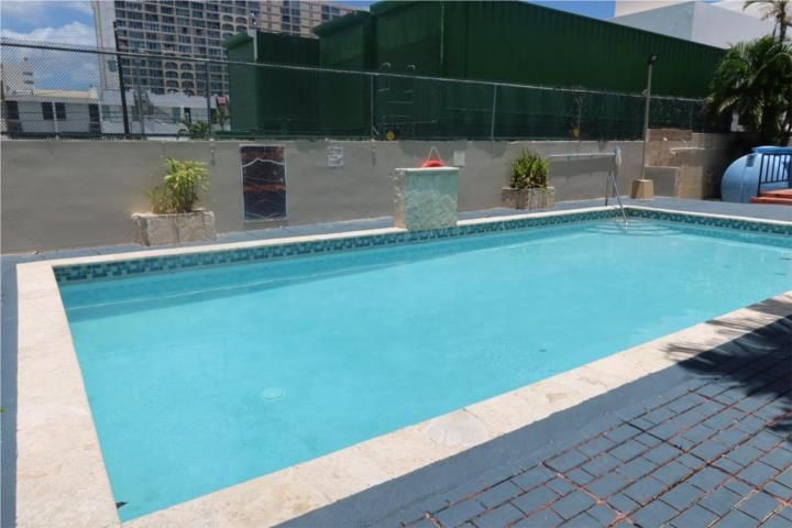 15 Calle Dalia Carolina 00979 PR