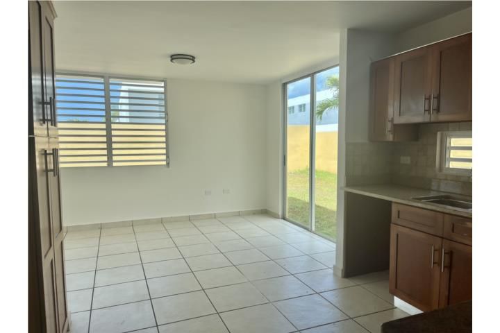 Calle Principal Luquillo 00773 PR